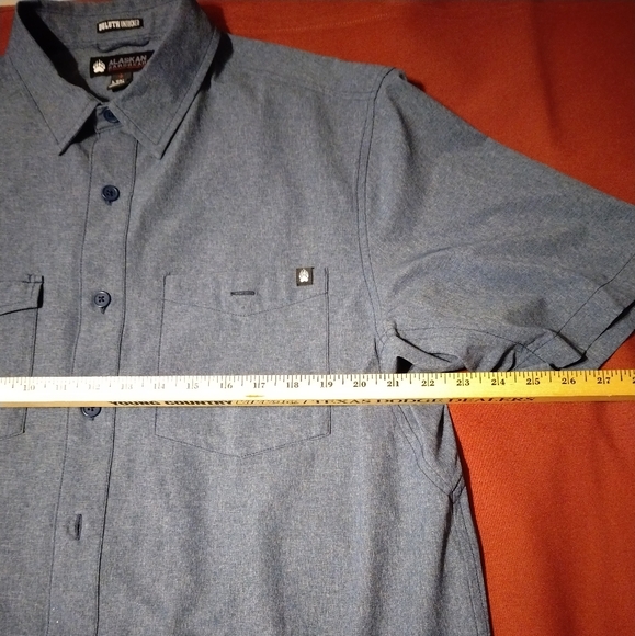 Shirt - Picture 4 of 5